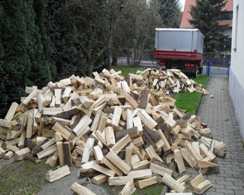 Kaminholz Brennholz trocken lose geschüttet kostenlose Lieferung Holz aus Sachsen